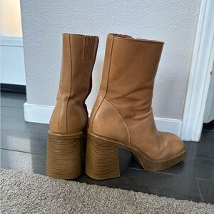 Steve Madden Tan Heeled Boots